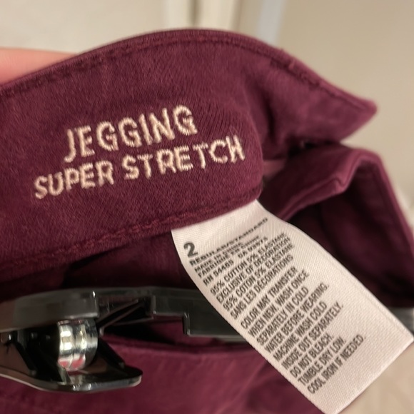 MAROON AMERICAN EAGLE JEGGINGS! Size-2. Super Stretch! - Picture 8 of 8